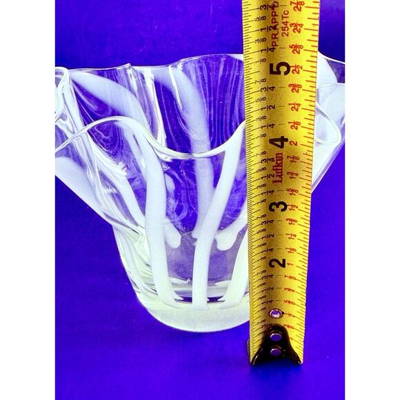Handkerchief Vase Murano Style Art Glass Ruffled Bowl Hand Blown 4.5” W/ Stripes - Picture 8 of 9